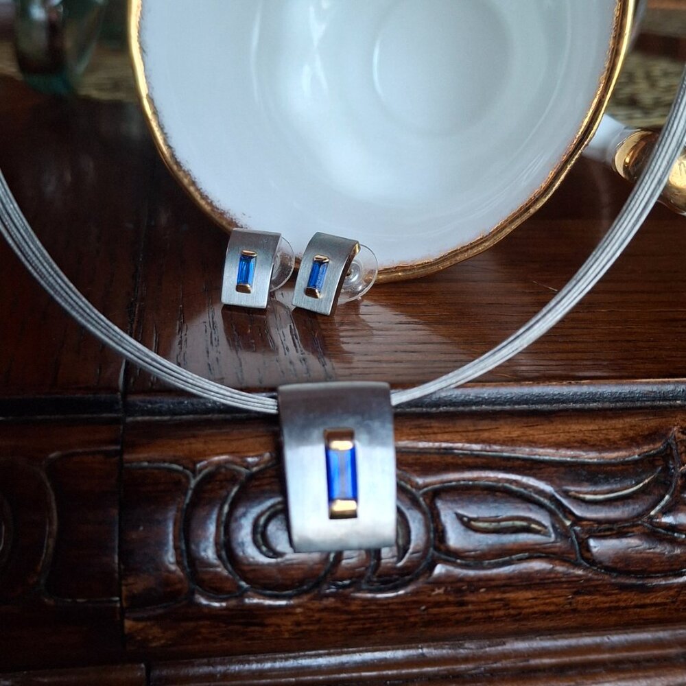 Necklace & Earring Set